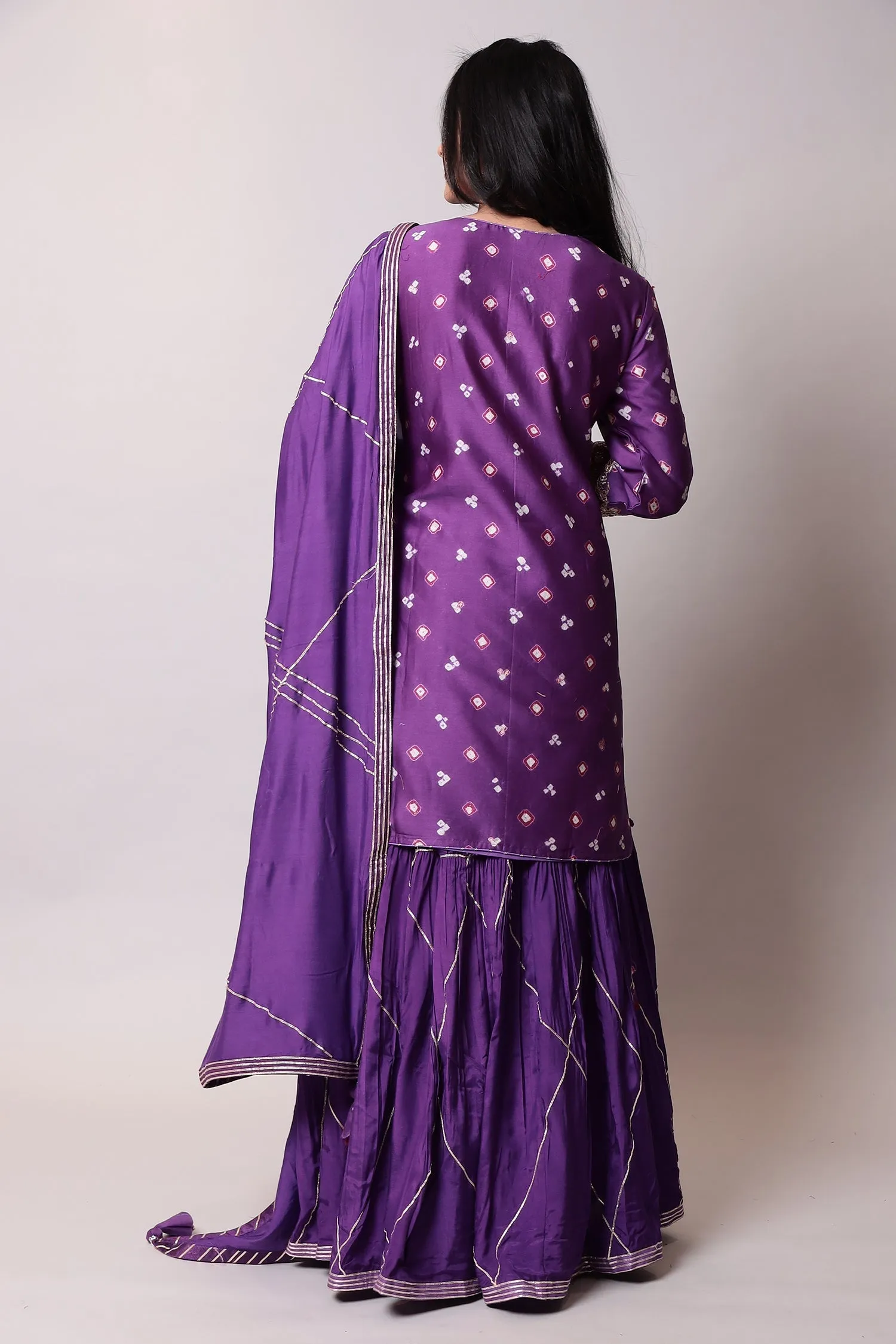 Bandhej Glace cotton Suit with Gota Patti, Thread work.