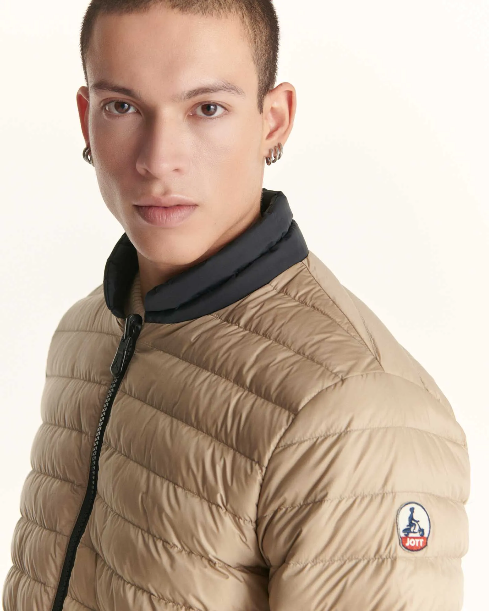 Black/Beige Reversible down jacket Bombay