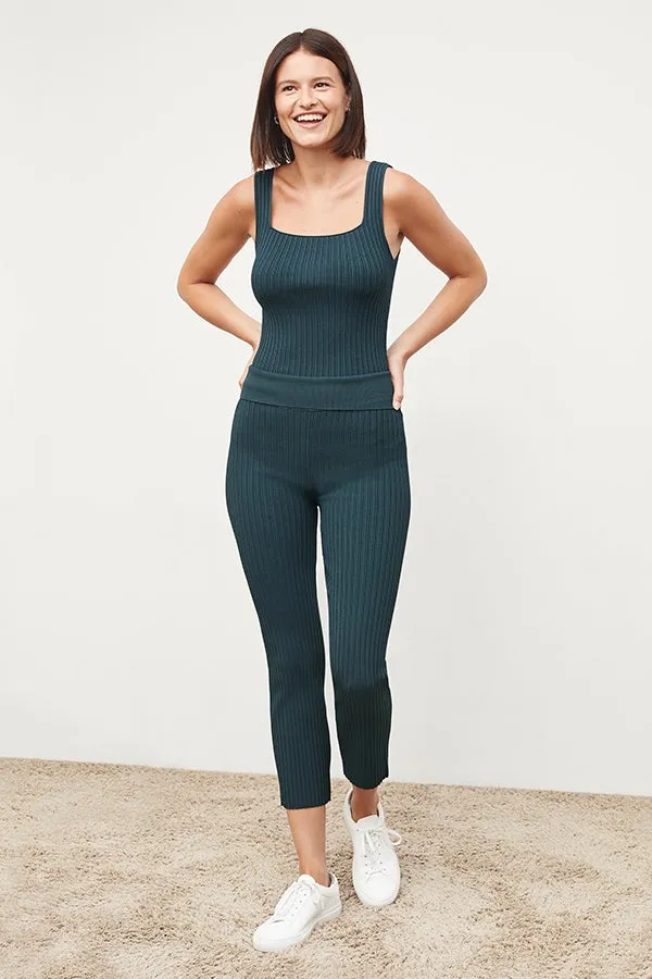 Finley Stretch Pant - Ribbed Jardigan Knit :: Deep Sea