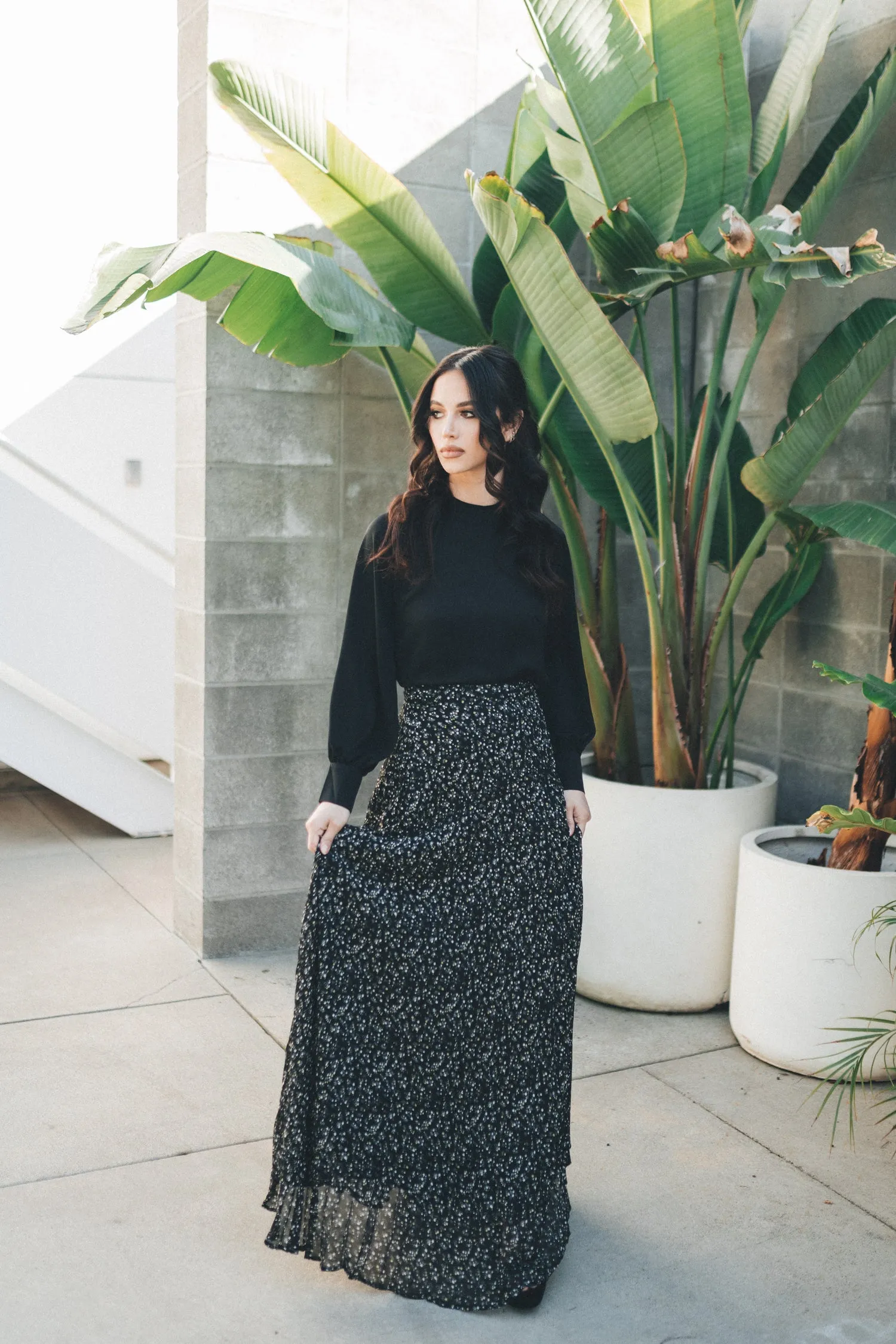 Floral Pleated Skirt- Black