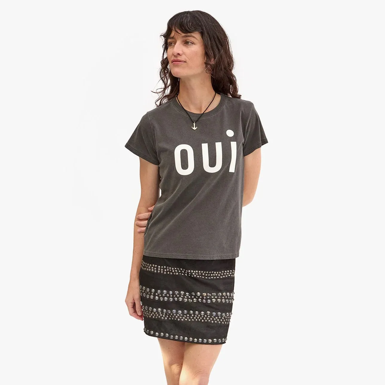 "Oui" Classic Tee (Faded Black)