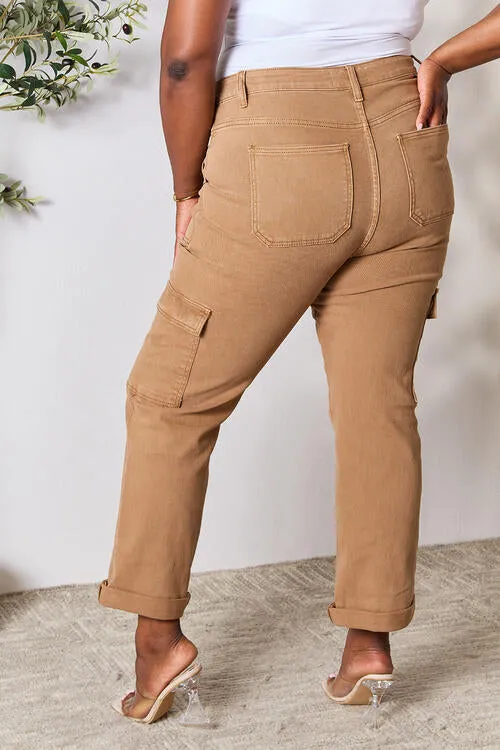 Risen High Waist Straight Jeans with Pockets in Cocoa