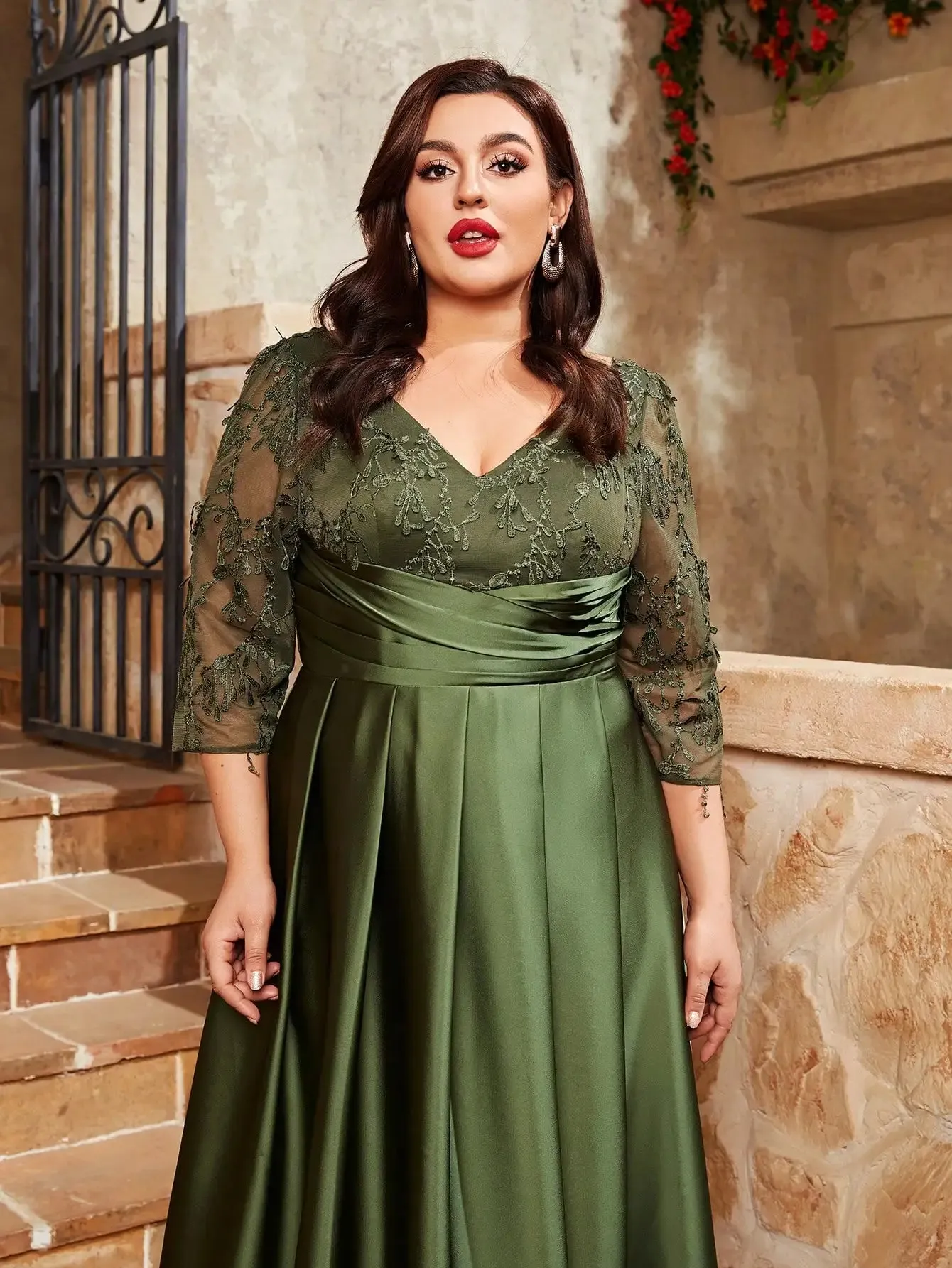 Sage Green Plus Size Satin Lace Embroidery Party Dress